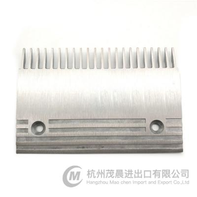 Escalator Spare Part Aluminum Comb Plate KM5130667H10 GS00312019